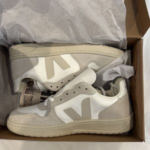VEJA neutral sneakers